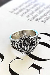 Retro Gothic Arch Ring