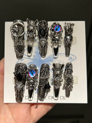 Gothic Quicksand Press-On Nails