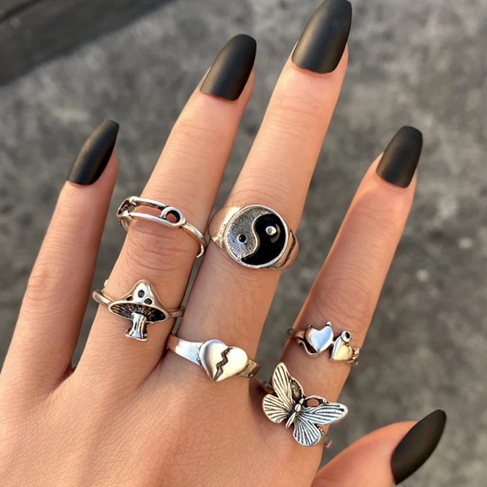 Gothic Heart Snake Animal Skull Ring