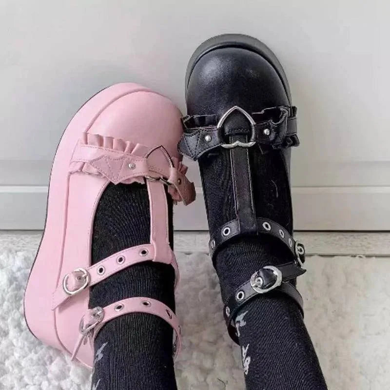 Sweet Heart Buckle Mary Janes Gothic Platform Boot
