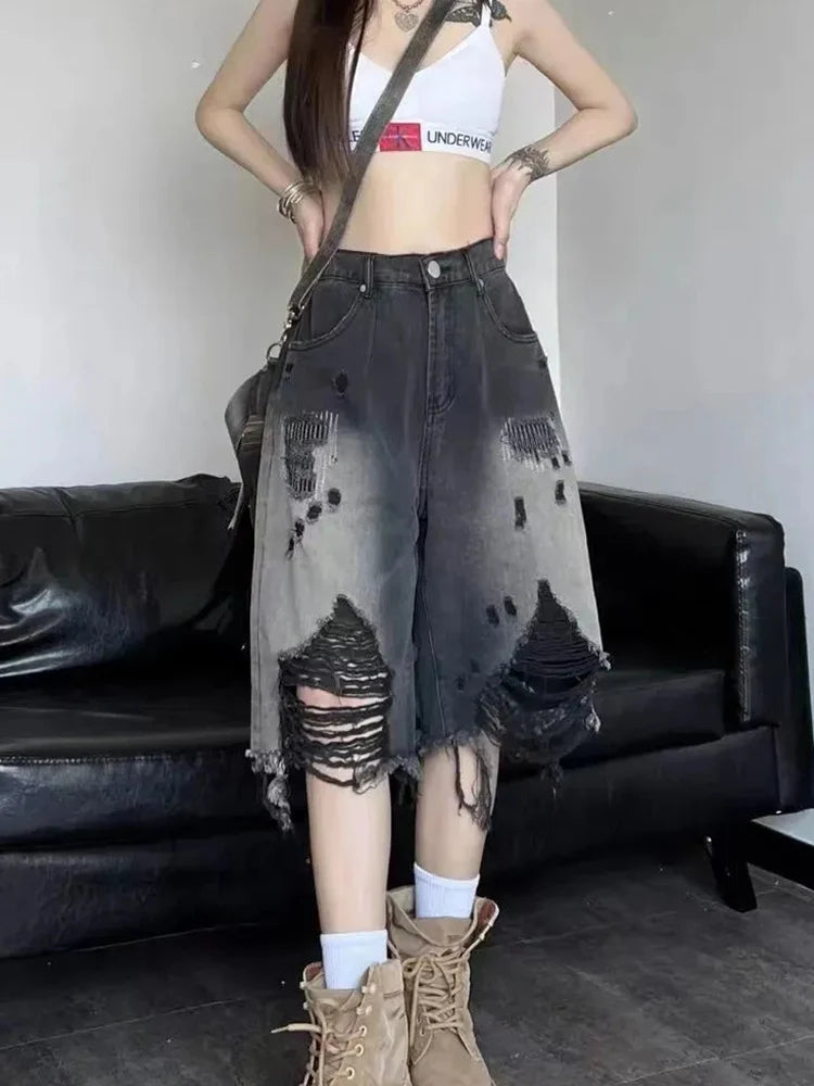 Gradient Hole Denim Short