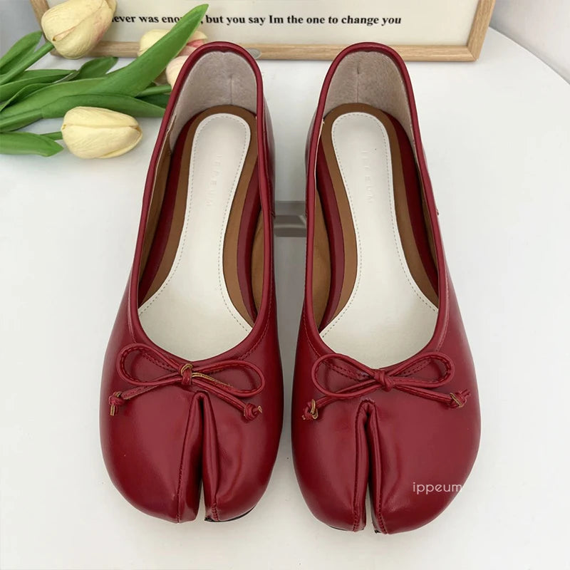 Women Red PU Leather Split Toe Ballet Flat