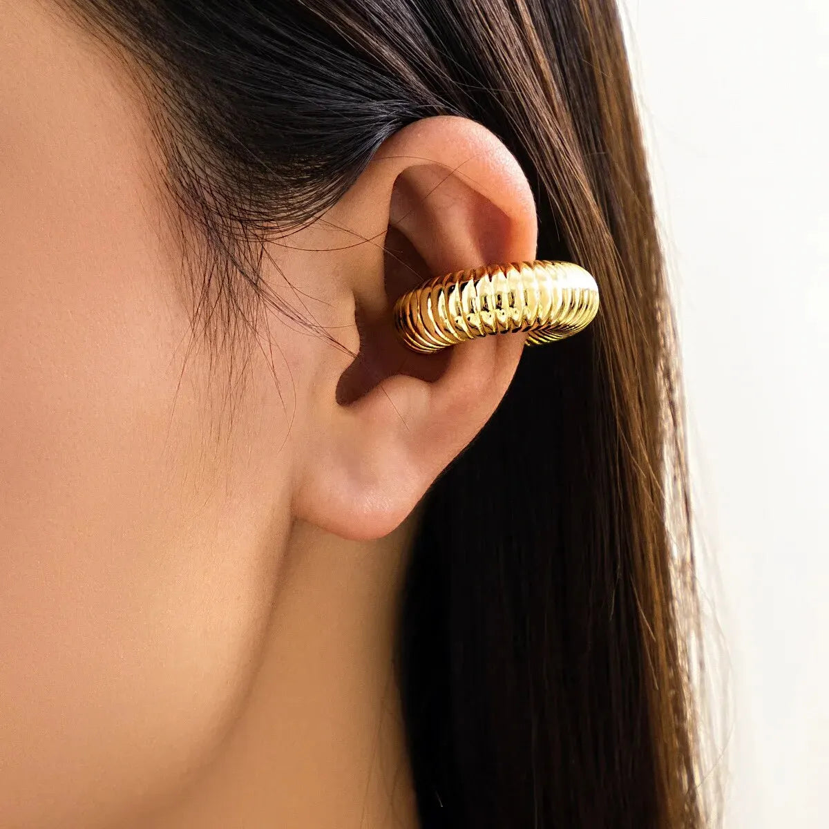 Gothic Round Glossy No Piercing Clip Earring