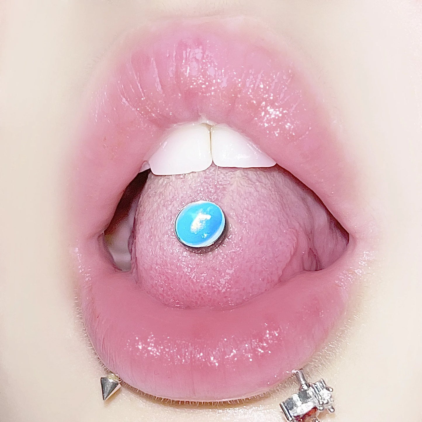 Multi-Color Glitter Bright Film Tongue Ring