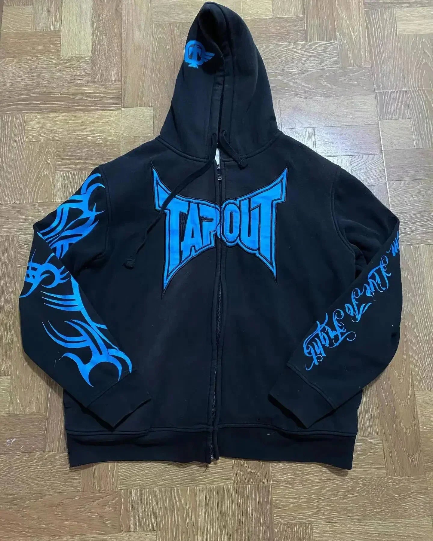 Gothic Eyes Print Sports Hoodie