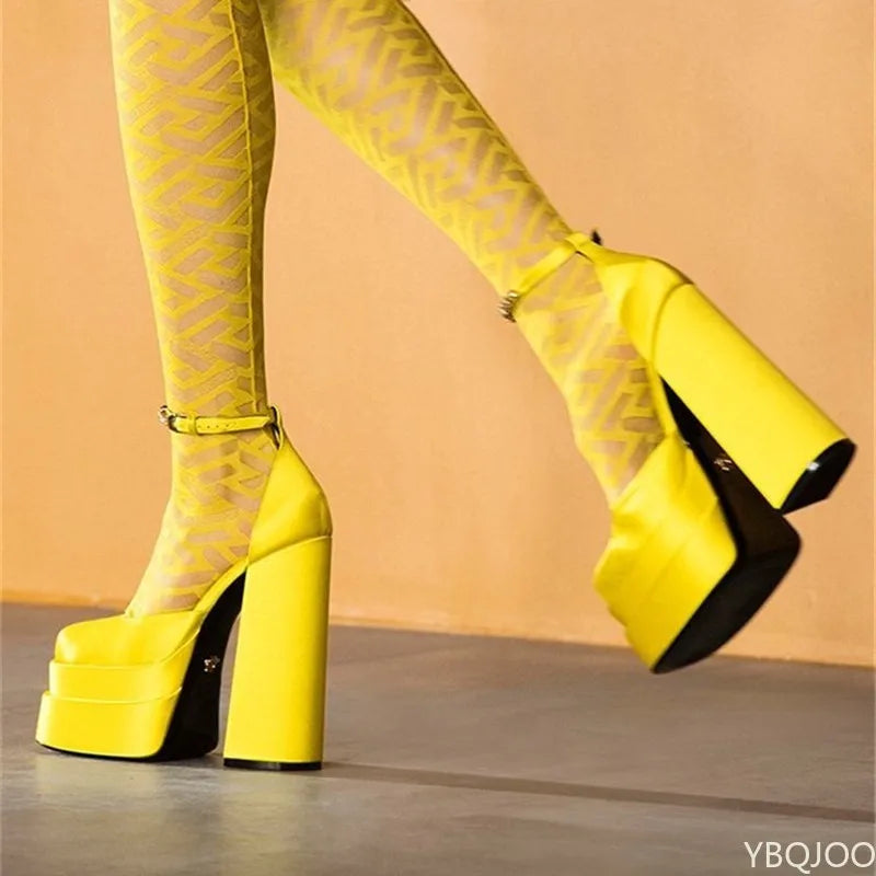 Retro Mary Jane Chunky Gothic High Heel