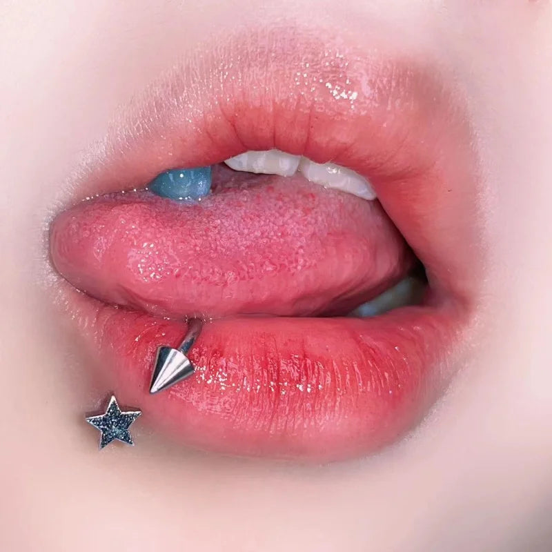 Five-Pointed Cone Horseshoe Lip Stud
