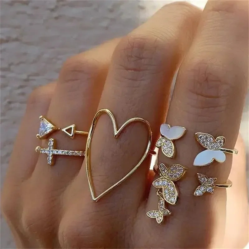 Boho Gold Heart Geometric Gothic Pearl Ring
