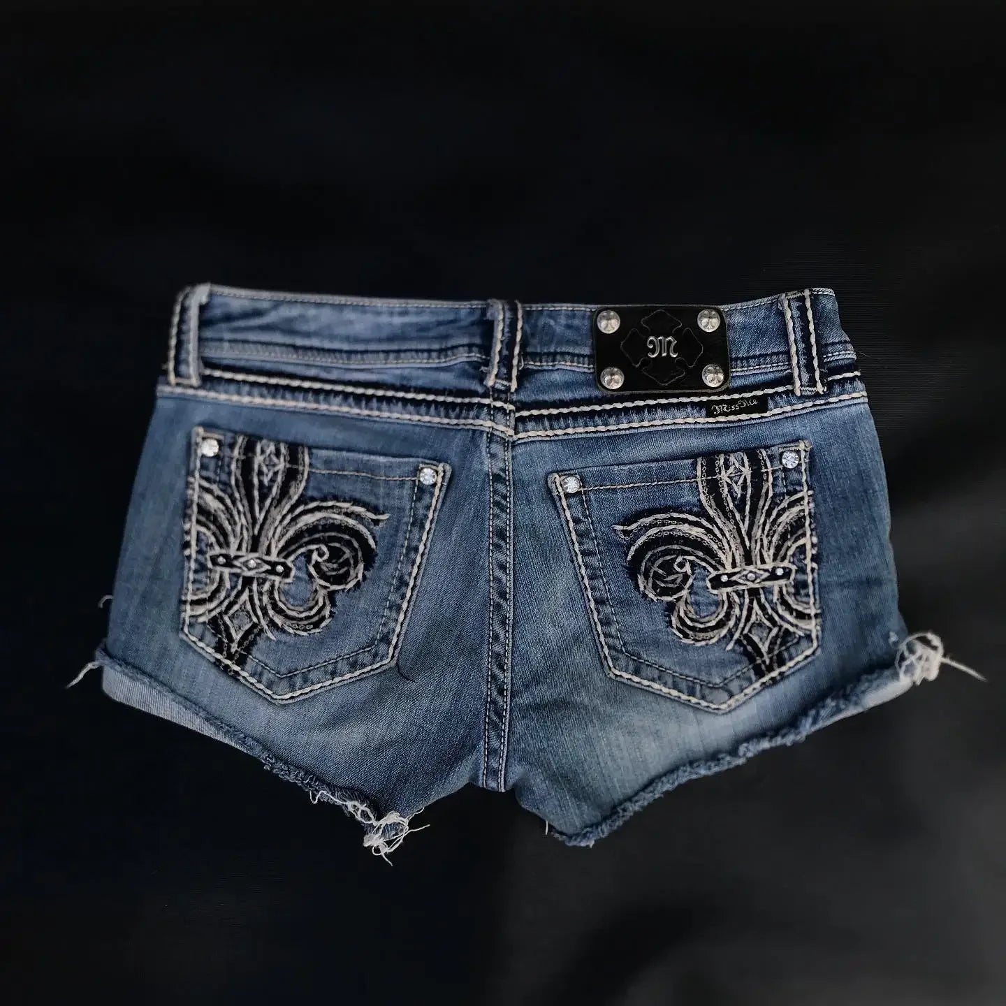 Skull Embroidered Denim Short