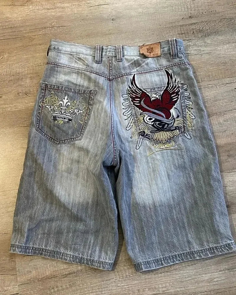 Wing Pattern Loose Short