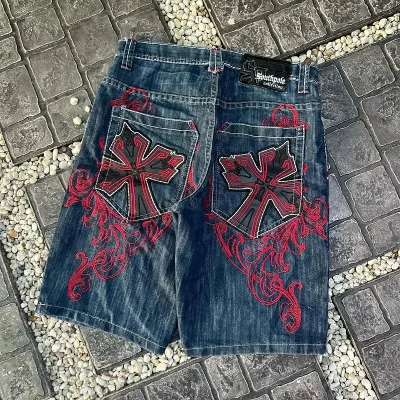 Wing Pattern Loose Short