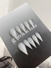 Cute Pure White Cat Paw Fake Nails