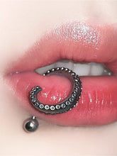 Dark Cthulhu Tentacle Lip Stud
