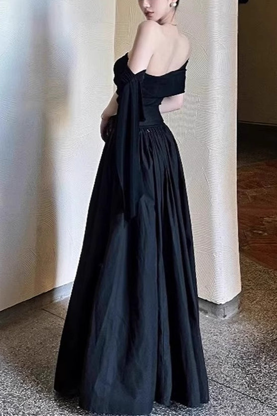 Black Flowy Swing Maxi Dress Secondary image