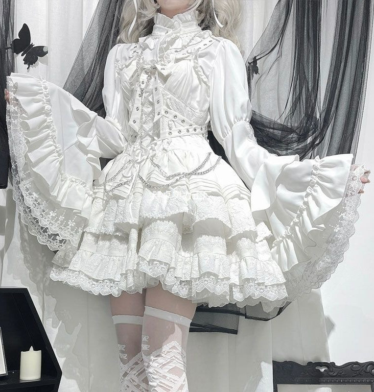 Gothic Bat Sleeve Layering Blouse Main image