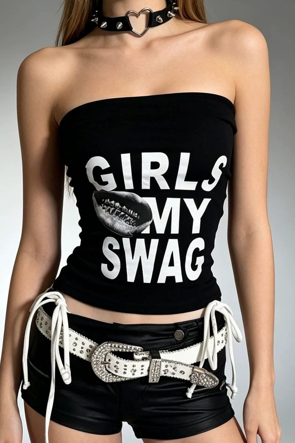 Y2K Printed Strapless Crop Top Secondary image