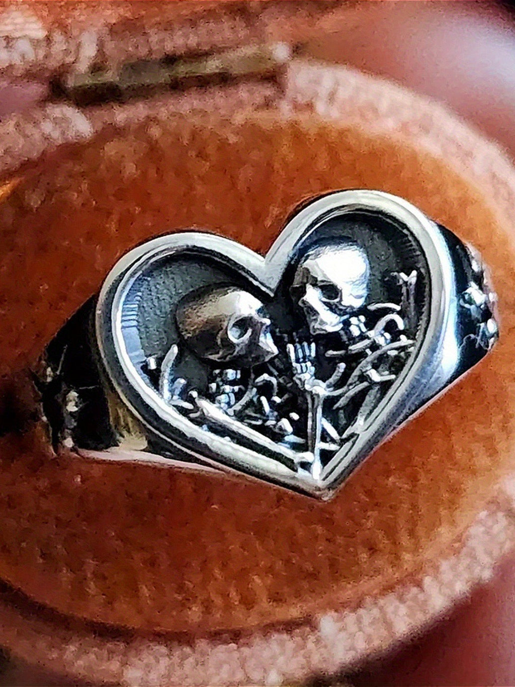 Gothic 3D Couple Skull Heart Ring