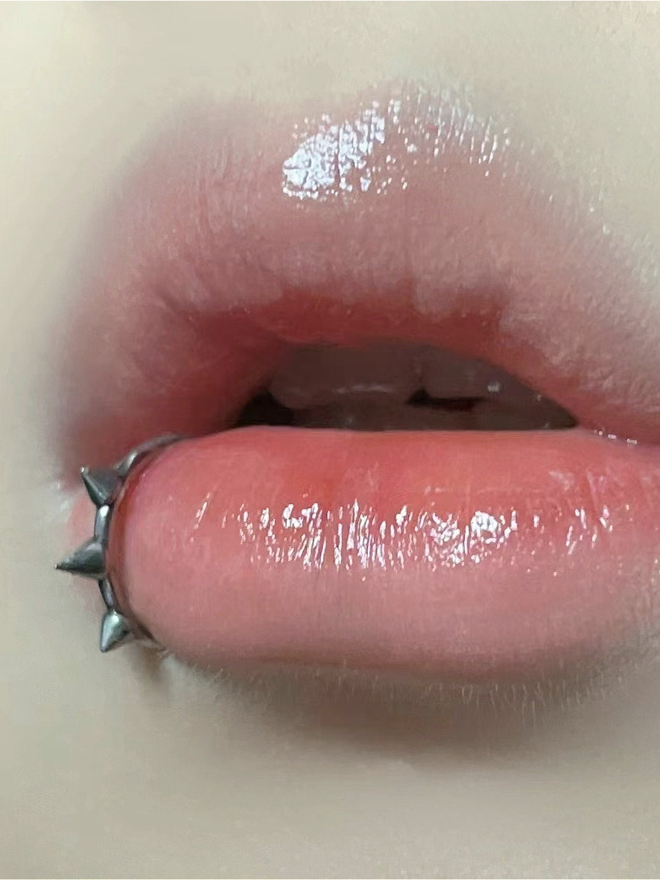 Spike Closed Ring Lip Stud
