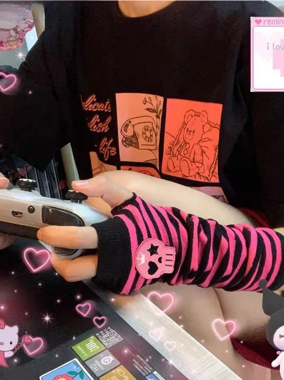 Gothic Punk Striped Fingerless Gloves Secondary image