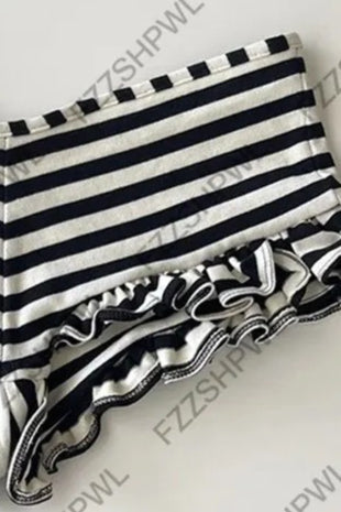 Striped Lace Trim Hot Pants