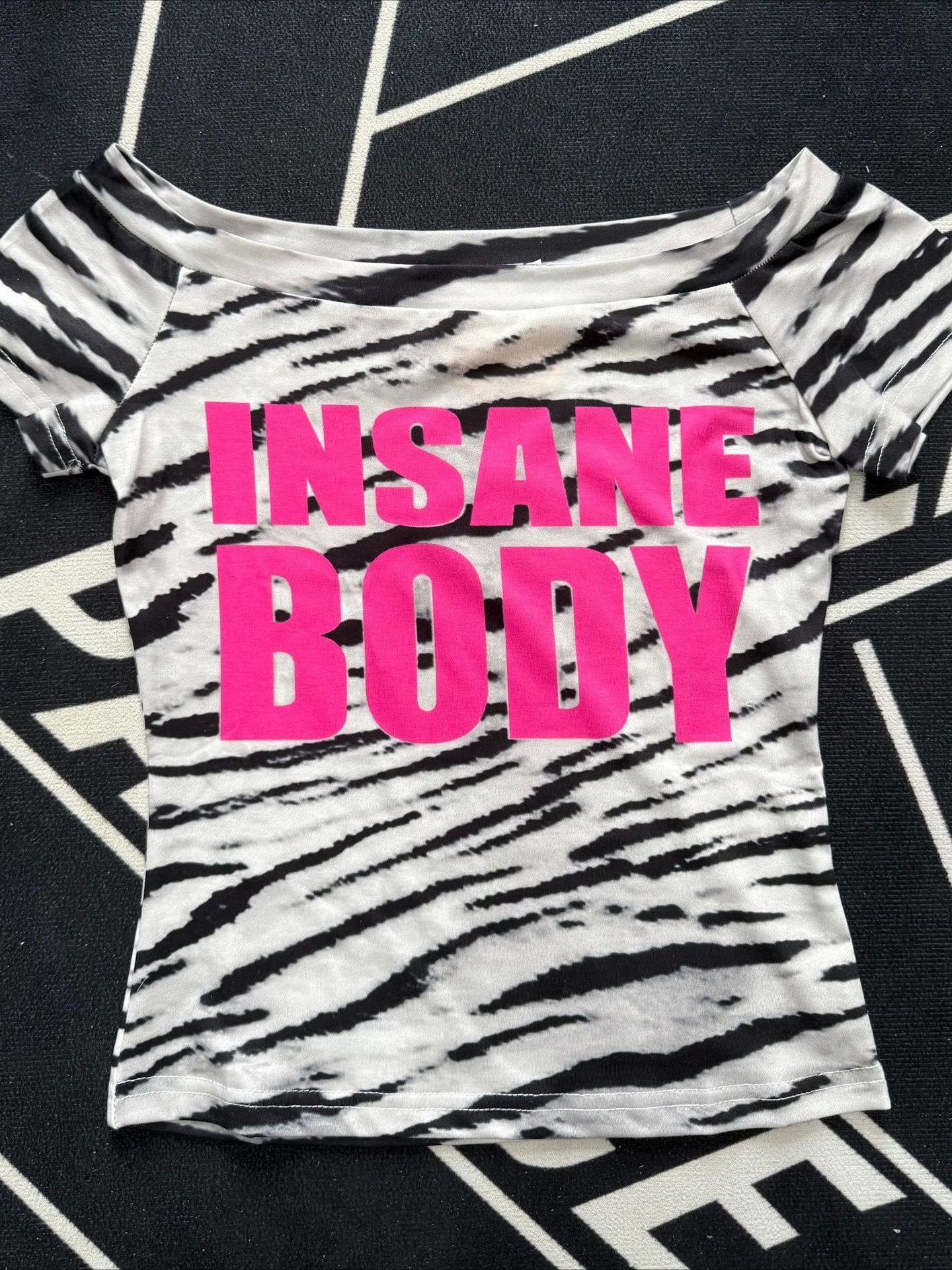 Y2K Leopard Eye Print Slim Short Sleeve T-Shirt Secondary image