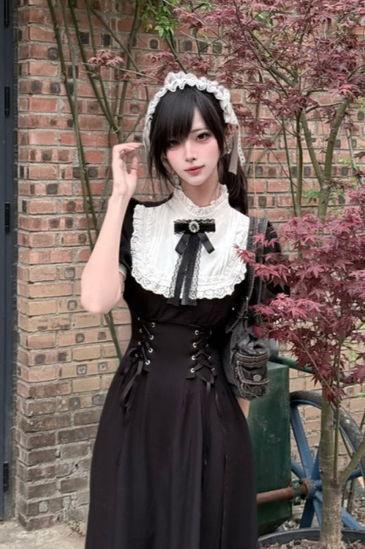 Gothic Lace Panel Slim Fit Midi Dress Secondary image