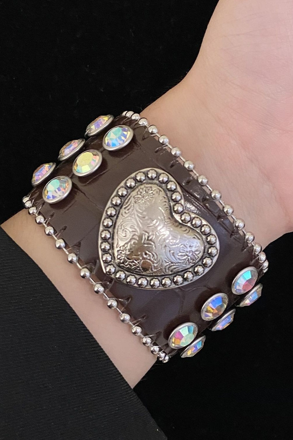 Retro Y2K Embossed Rhinestone Bracelet