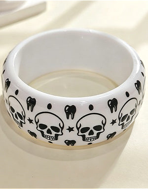 Black White Skull Pattern Bracelet Secondary image