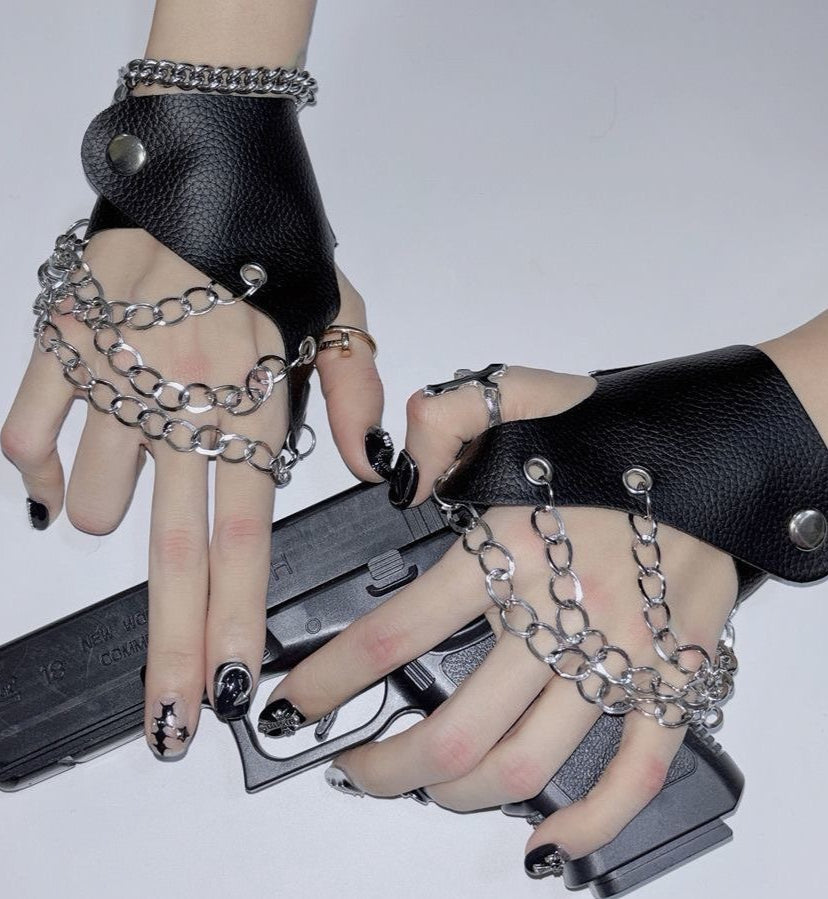 Dark Punk Half Finger Chain Bracelet