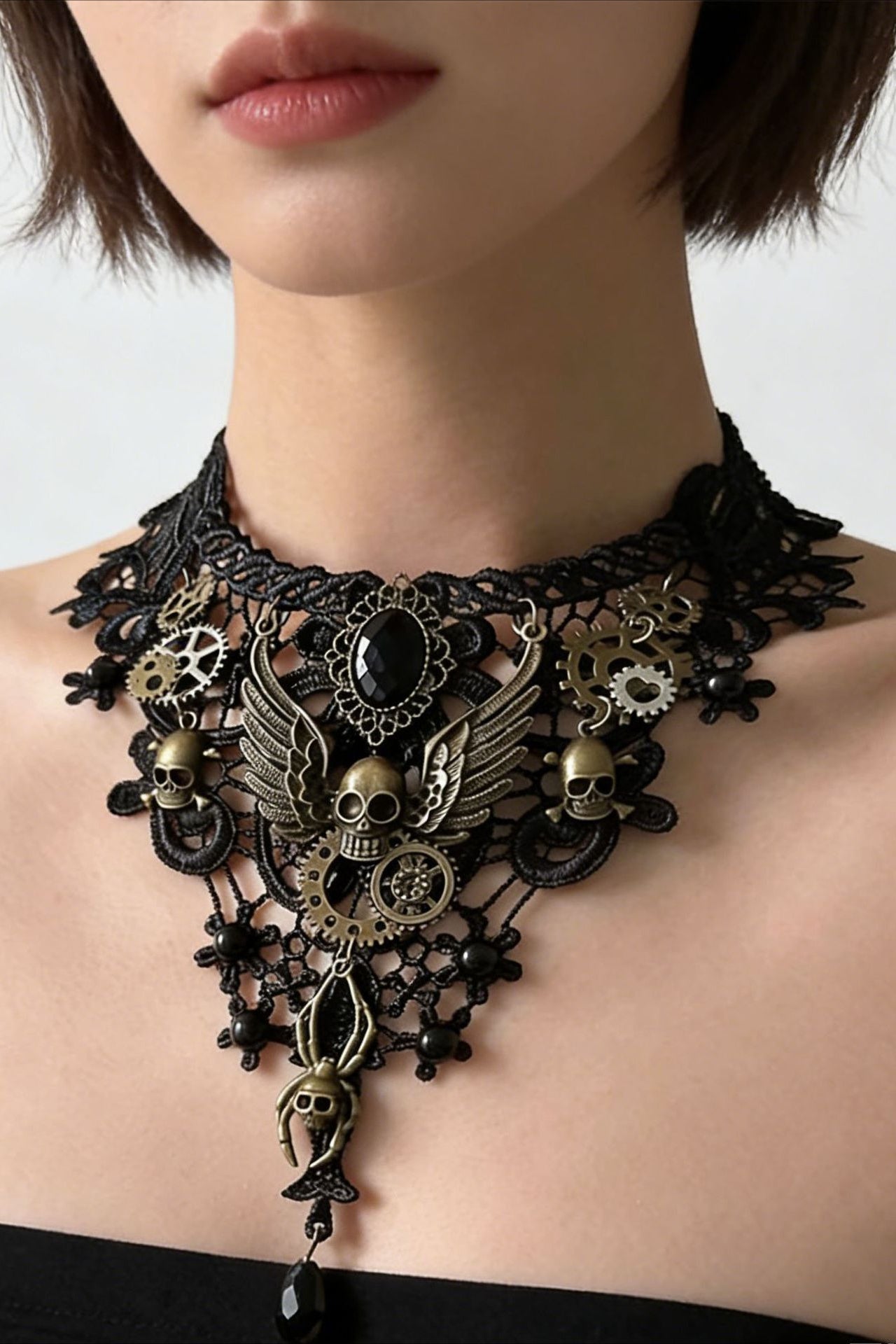 Chic Oversized Lace Pendant Necklace