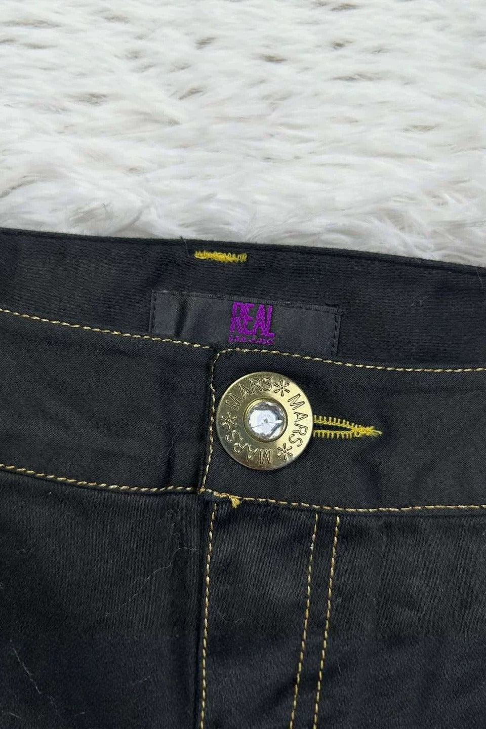 Rhinestone Cross Print Low-Rise Hot Pants Secondary image