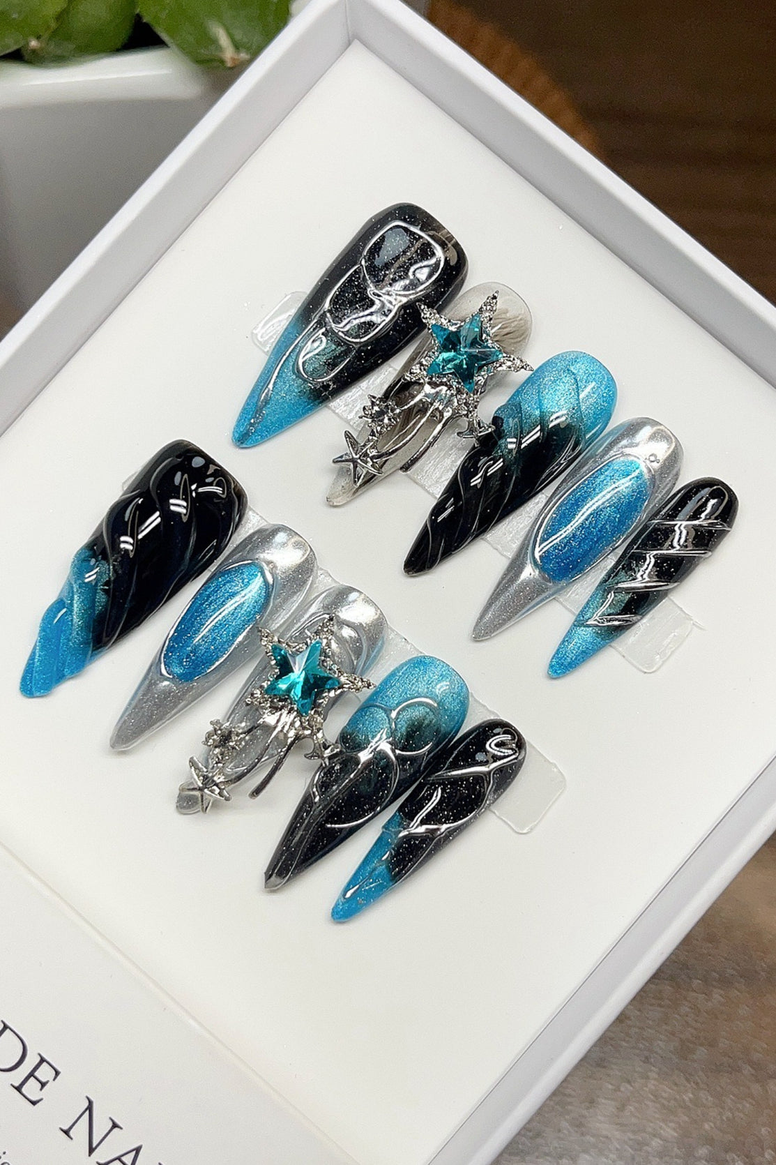 Blue Cat Eye Press On Nails