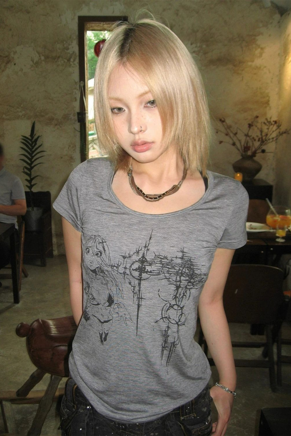 Edgy Y2K Oversized Collar Slim T-shirt Secondary image