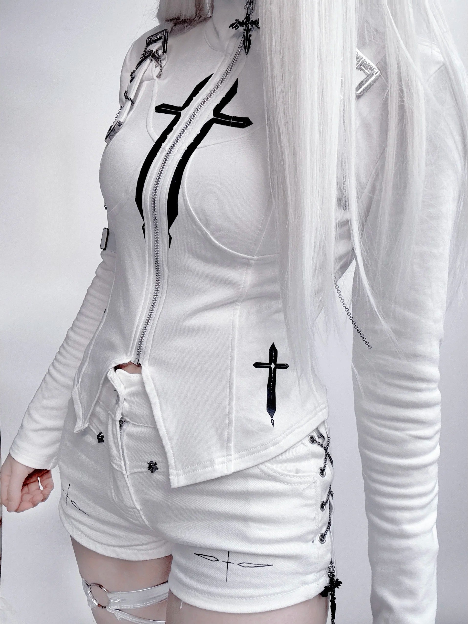 Contrast Futuristic Stand Collar T-shirt