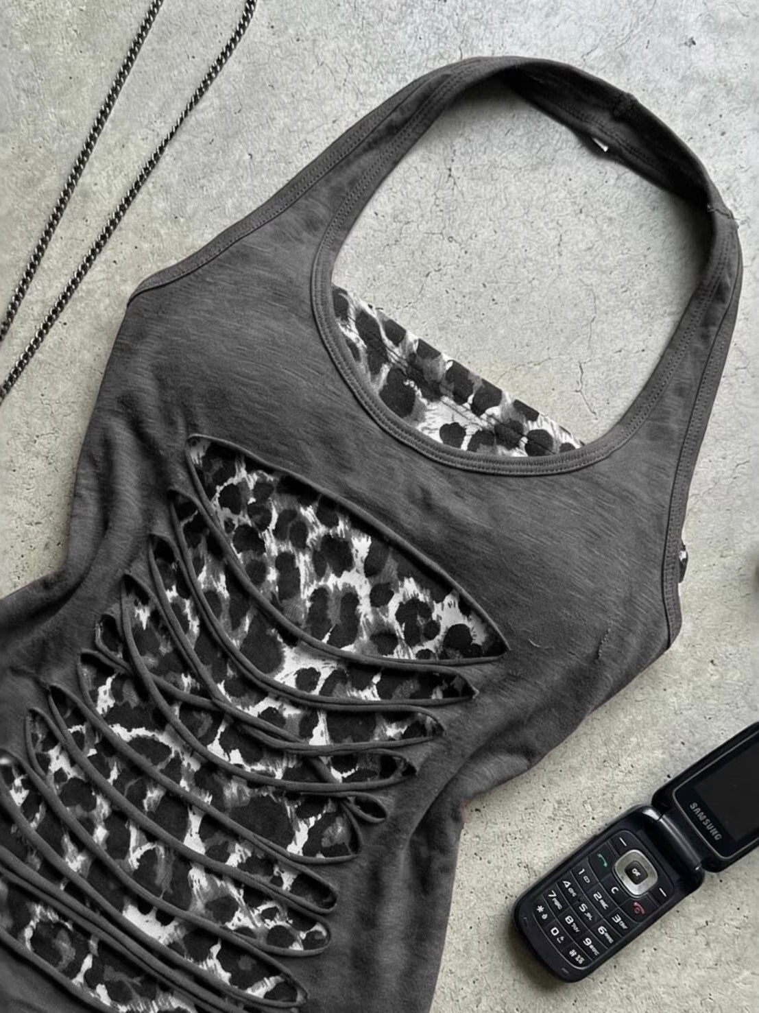 Vintage Dark Gray Leopard Patchwork Ripped Tank Top Secondary image