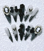Vintage Luxury Dark Baroque Press On Nails