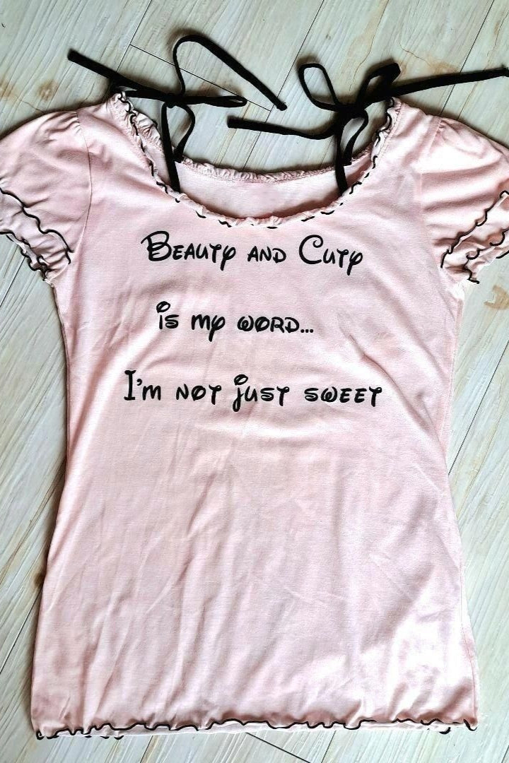Vintage Letter Printed Shoulder Fit Cropped Slim T-shirt Main image