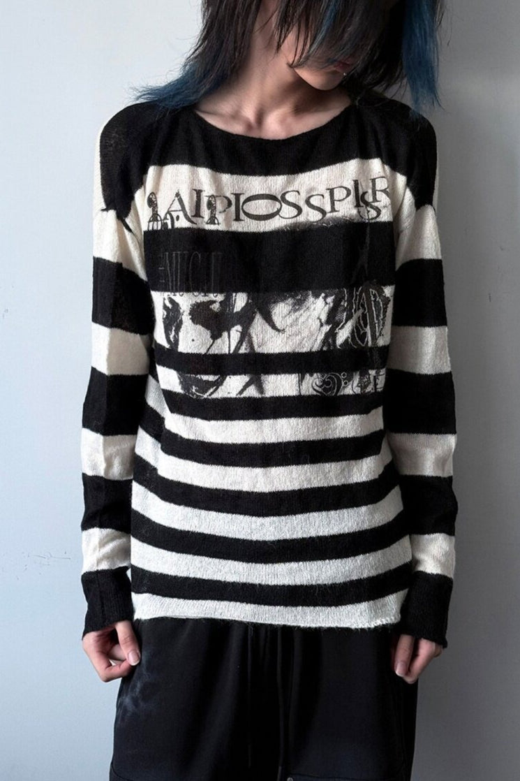 Graphic Stripe Crew Neck Sweaters