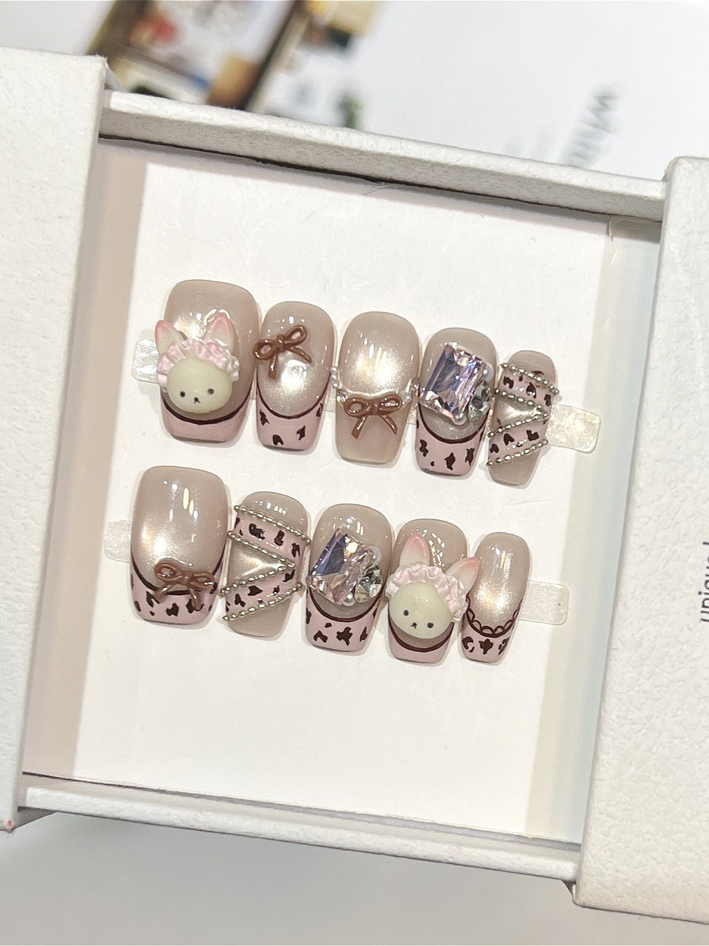 Sweet Cool Leopard Print Butterfly Press On Nails