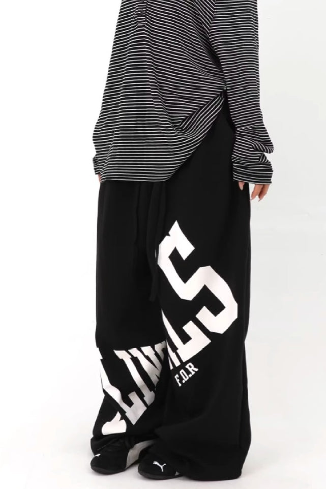 Oversized Letter Print Wide Pants