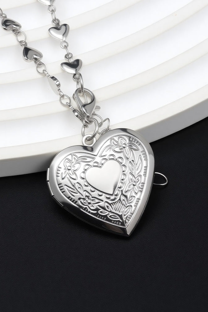 Silver Vintage Carved Heart Gothic Necklace