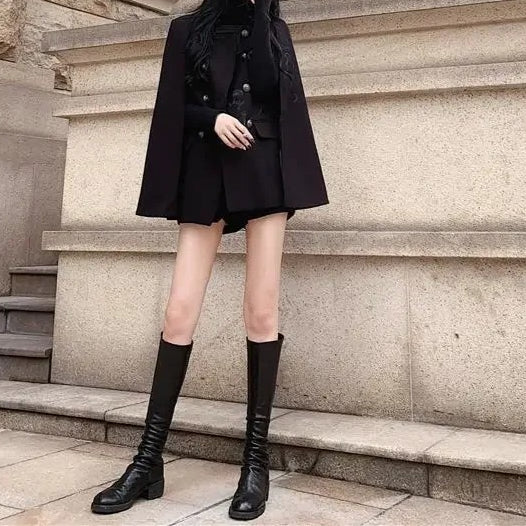 Black Hooded Cloak Secondary image