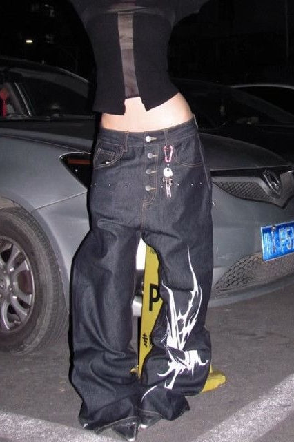 Thorn Totem Distressed Wide-Leg Plus Size Pants Main image