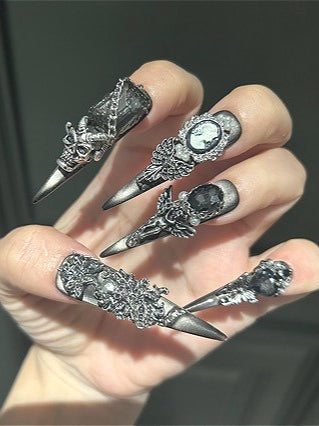 Dark Skull Gothic Press On Nails