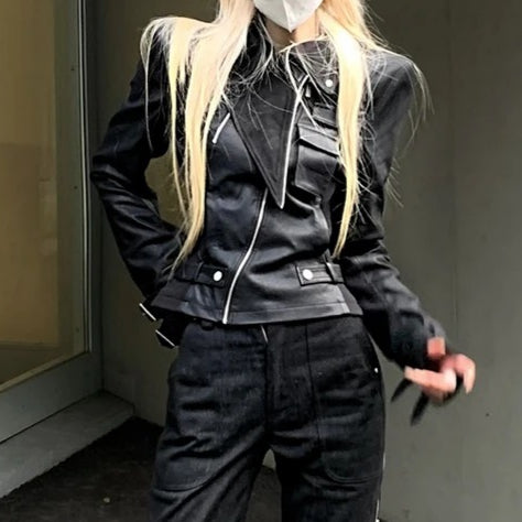 Short Black Fitted Leather Jacket Secondary image