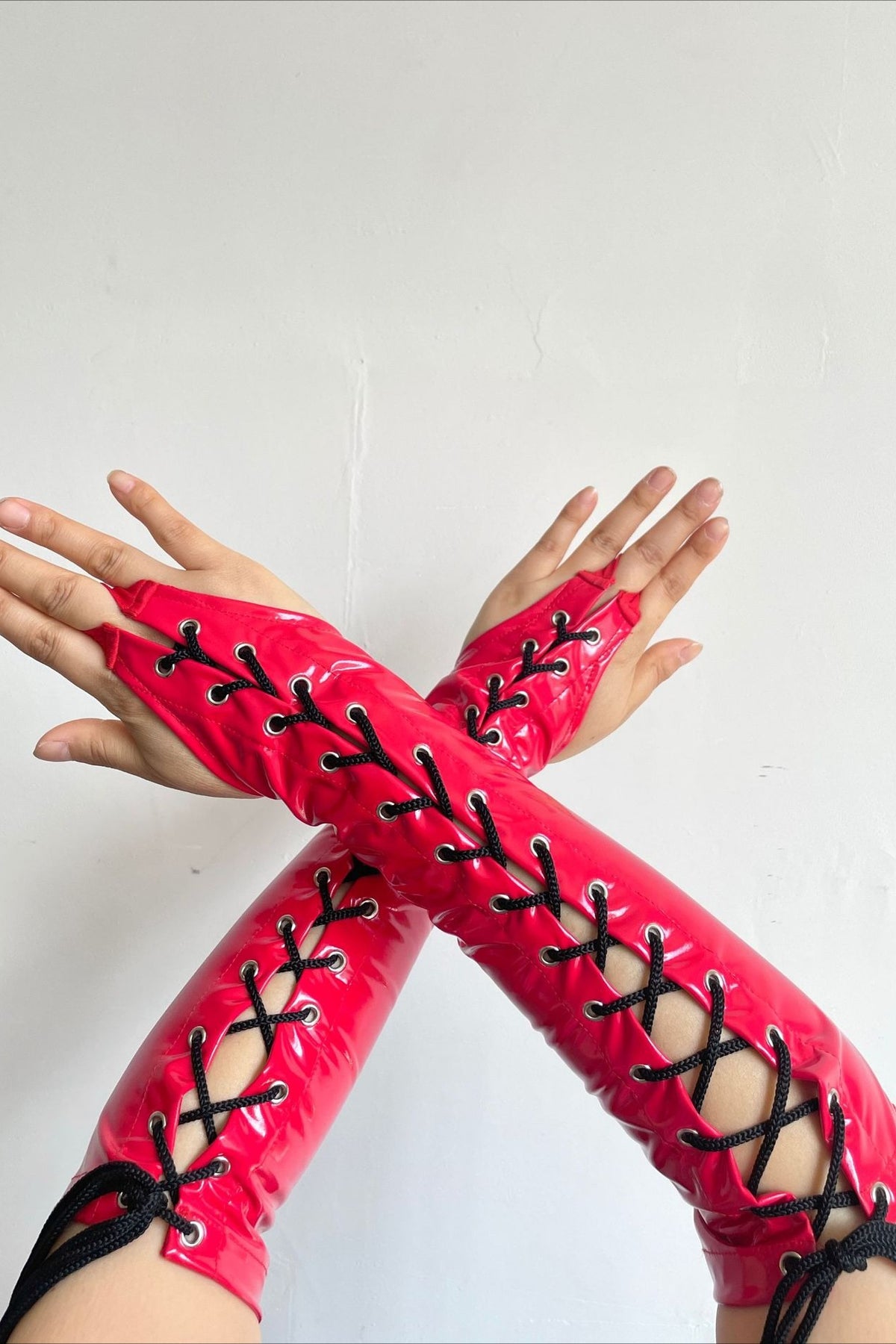Glossy Lace Up Long Gloves