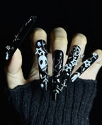 Gothic Skull Black White Press On Nails