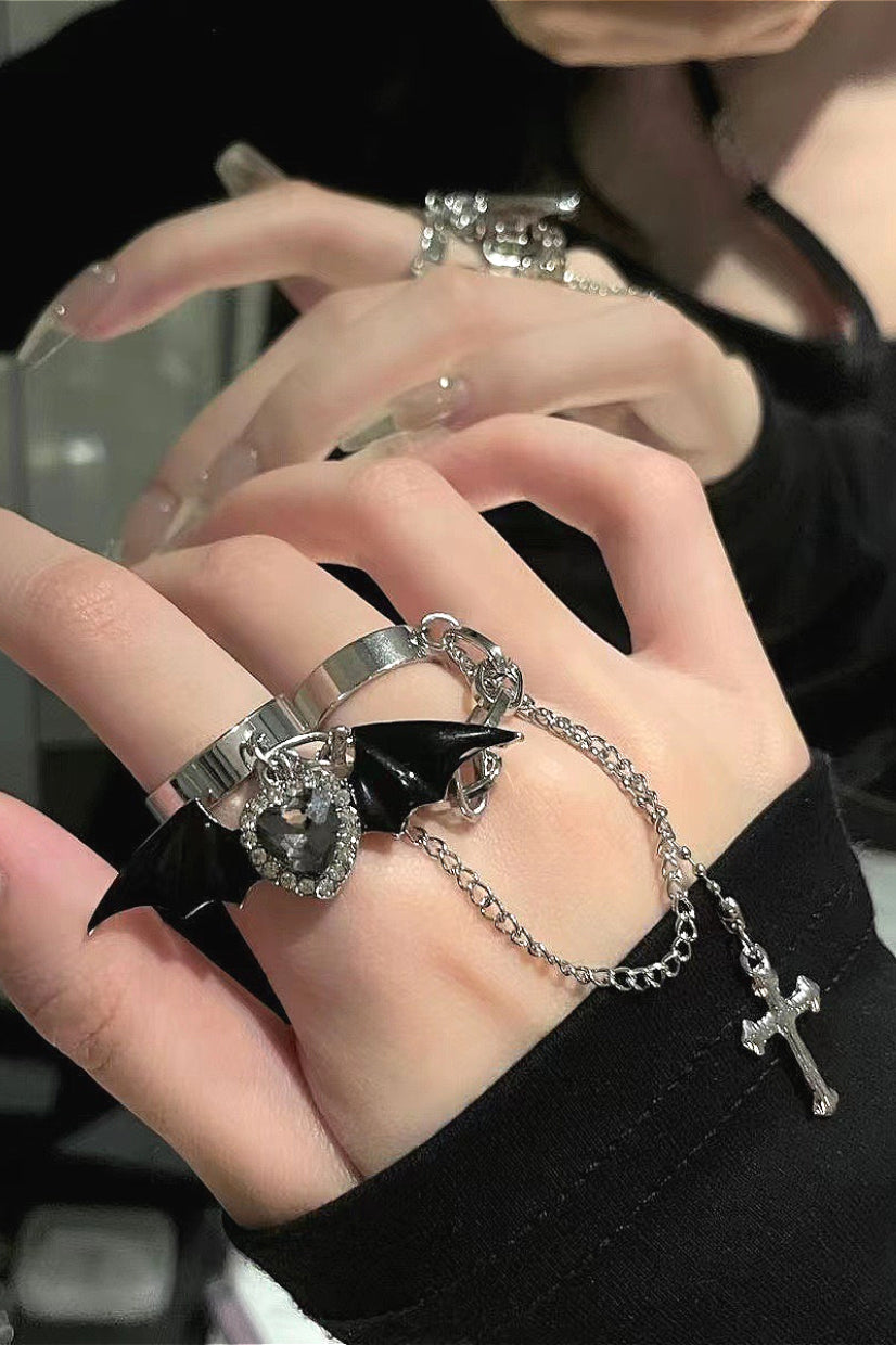 Dark Devil Tassel Chain Ring Secondary image