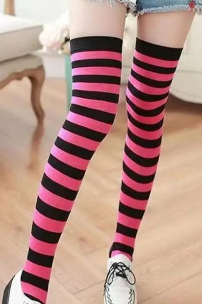 Fashionable Gothic Striped Long Calf Socks