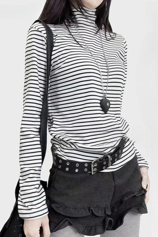 Grunge Striped Contrast Turtleneck Long-sleeve Knit Top Main image